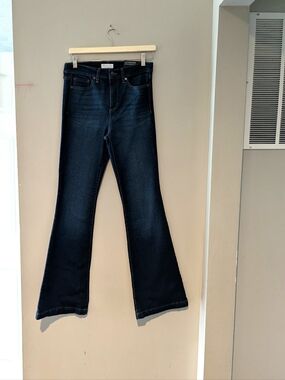 Sofia Vergara NWT Melisa Flare High Rise Dark Wash Jeans Size 4